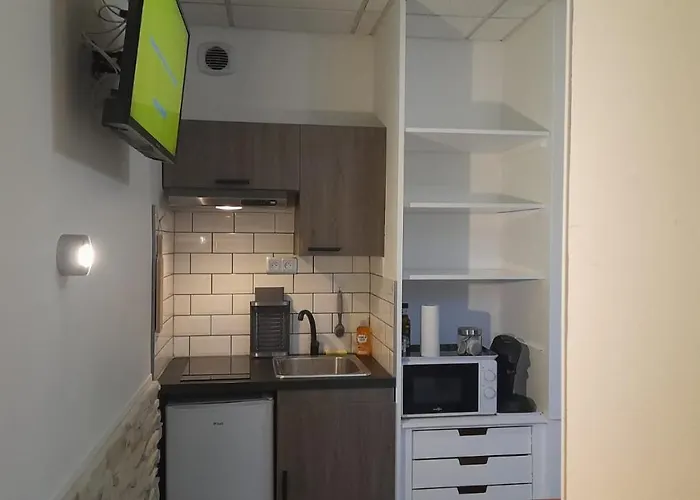 Cosy En Rez-de-chaussee דירה